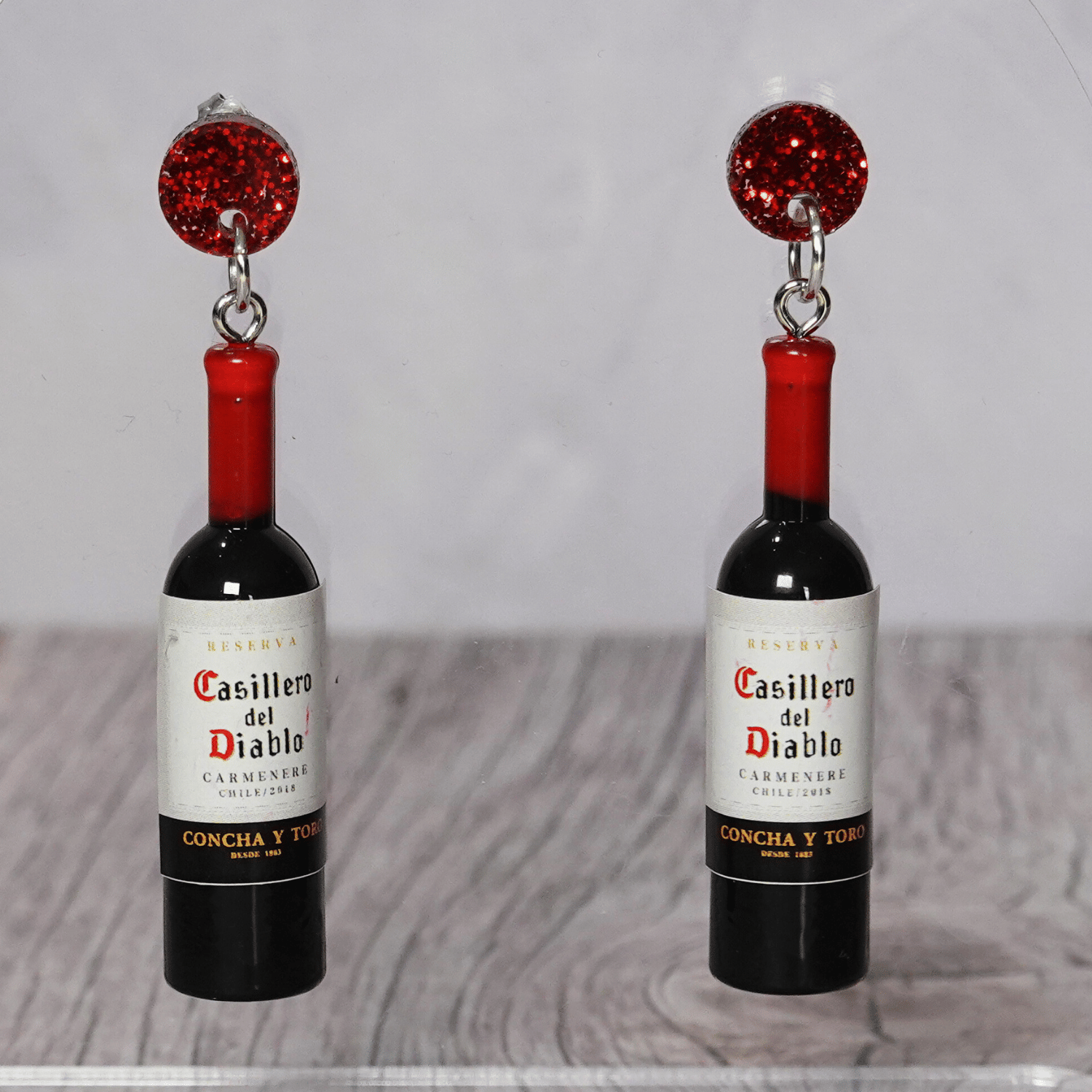 Mini red wine bottle shaped dangle earrings 